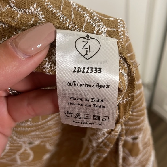 NWT Boho Lace long sleeve cover up - Picture 6 of 8